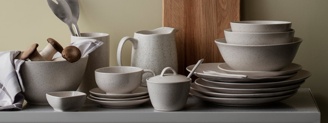 The Nordic Vanilla tableware series by Broste Copenhagen reminds with its appearance of sweet vanilla milk. It includes plates, bowls and mugs in different variations as well as sugar pot and teapot.