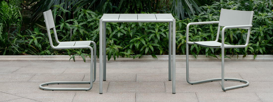 The Sine collection from NINE is a furniture series that enhances any outdoor area. Made from high-quality stainless steel, the furniture is perfect for any garden, terrace or balcony.
