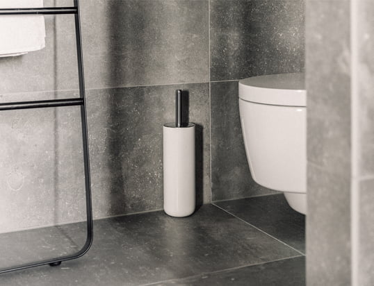 The Bath toilet brush fits perfectly into any bathroom thanks to its timeless design and is also optionally available in a version for the wall.