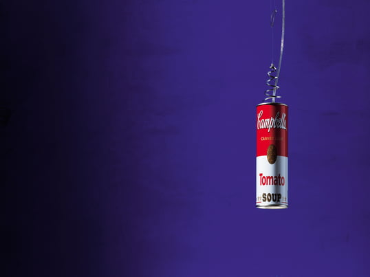Ingo Maurer designed a lamp with iconic potential using as a reference the Campbells Tomato Soup can, made famous by Andy Warhol. The lamp has a glide pulley for smooth height adjustment and a 200 cm cable.
