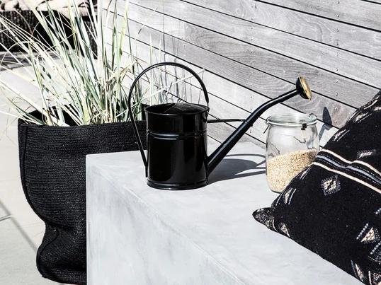 Find a variety of gardening tools in our shop. This makes gardening even more fun!