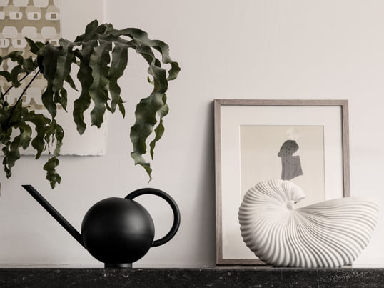 Orb watering can and Schell Pot from ferm Living in the ambience view. ferm Living's decorative articles can be wonderfully arranged together in a living environment.