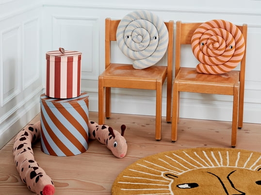 The Lollipop cushions by OYOY in the ambience view: The striped cushions with eyes and mouth provide a playful eye-catcher in the children's room.