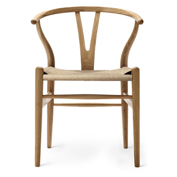 Hans J. Wegner products in the shop