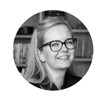 Homestory with Knot Cushions Designer Ragnheiður Ösp Sigurðardóttir - Portrait