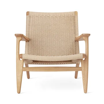 Hans J. Wegner products in the shop