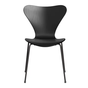 Fritz Hansen - Series 7 chair monochrome | Connox