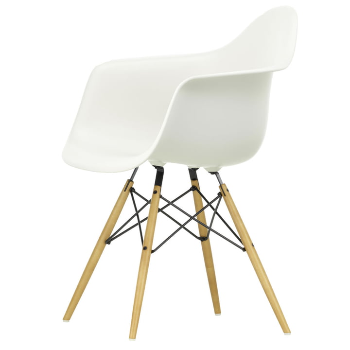 Eames Plastic Armchair DAW from Vitra in yellowish maple / white