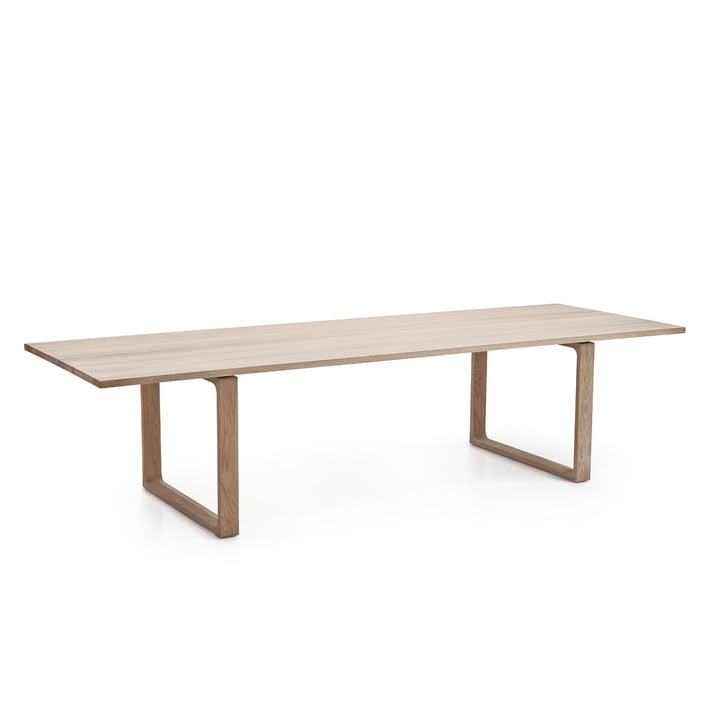 Fritz hansen essay table dimensions picture