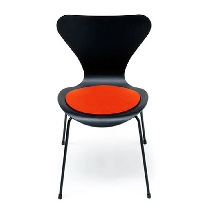 Felt pad for Jacobsen Series 7 chair by Hey Sign