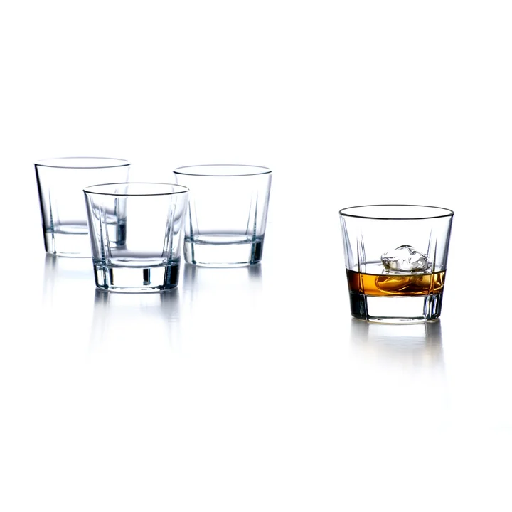 Stylish whisky glass in Grand Cru look
