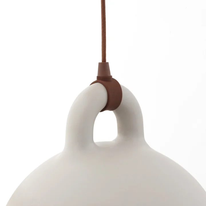 Due to the contrast between the materials a highly topical light originates.
