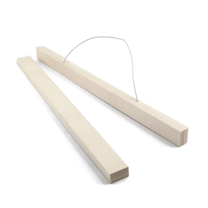 side by side - Pictures rail, maple wood