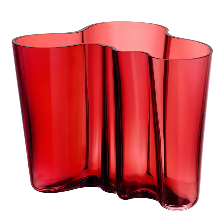 Aalto Vase Savoy 160 m from Iittala in Cranberry Red