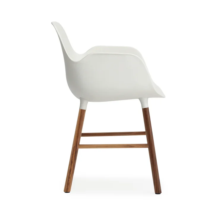 Normann Copenhagen - Form Armchair, white / walnut