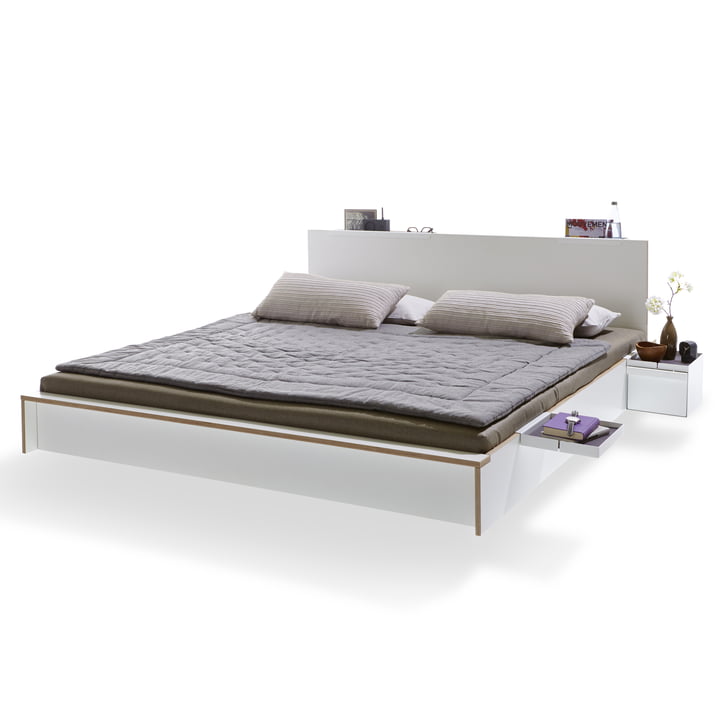 Flai bed with headboard from Müller Small Living