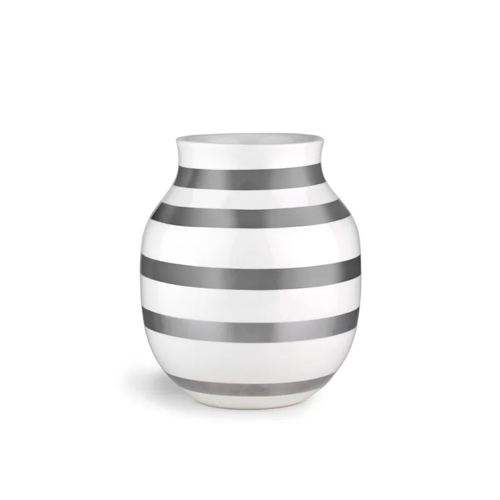 Omaggio Vase H 200 from Kähler Design in silver