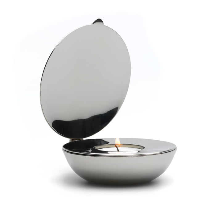 Design House Stockholm - Shell Tealight Holder in nickel/chrome