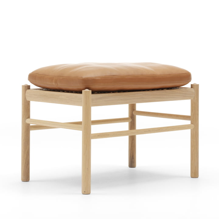 OW149 F Colonial Footstool from Carl Hansen oiled oak and leather SIF 95