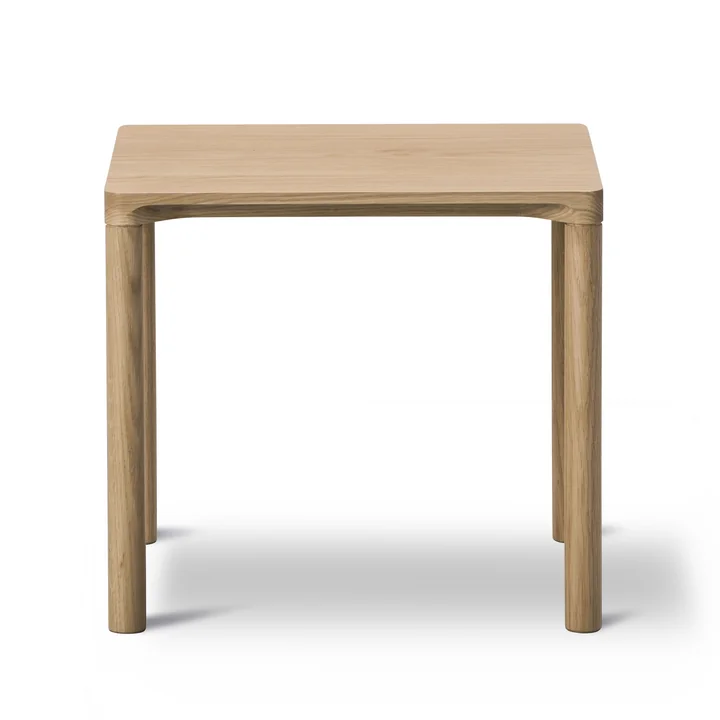 Piloti Sofa table 31 x 39 cm from Fredericia oak wood