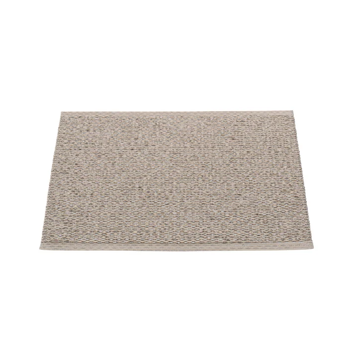 Pappelina - Svea Carpet, 70 x 50 cm, mud metallic / mud