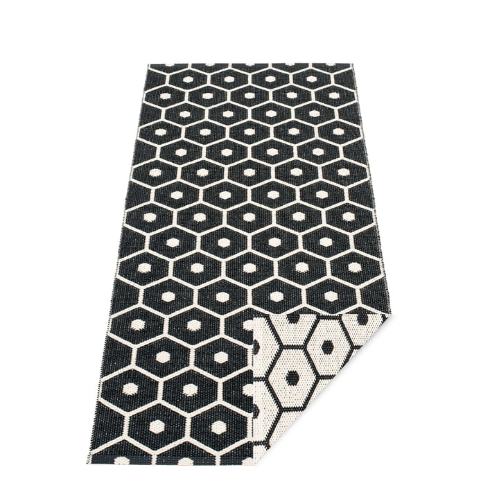 Honey Reversible Rug 70 x 160 cm by Pappelina in Black / Vanilla