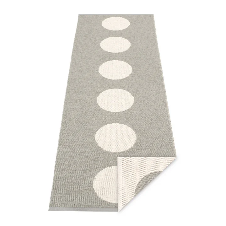 Vera Reversible Rug 70 x 225 cm by Pappelina in Warm Grey / Vanilla