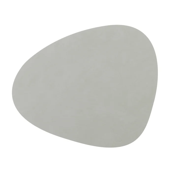 Curve L table set by Lind DNA in Nupo metallic