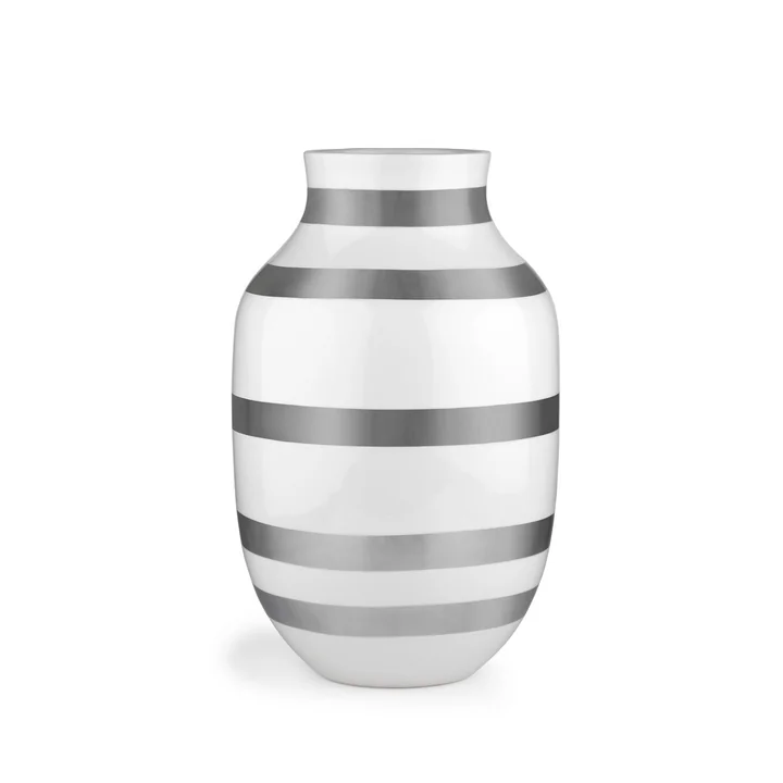 Omaggio Vase H 305 from Kähler Design in silver