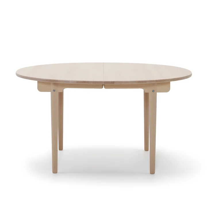 Carl Hansen - CH337 extendable dining table, 140 x 115 cm, soaped oak