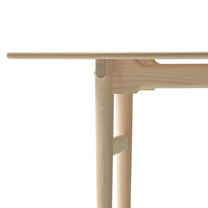 The Carl Hansen - CH327 Dining Table