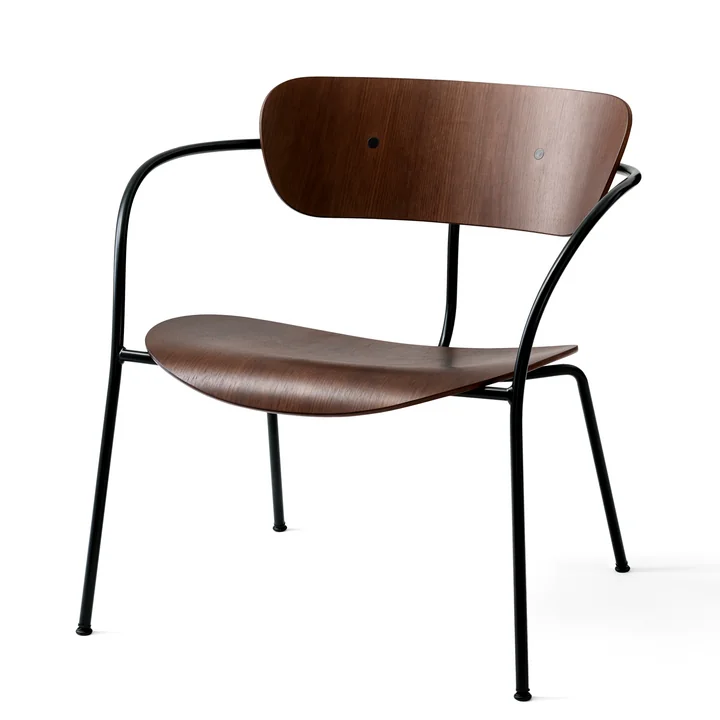 Pavilion Loungechair AV 5 from & tradition in black / walnut lacquered