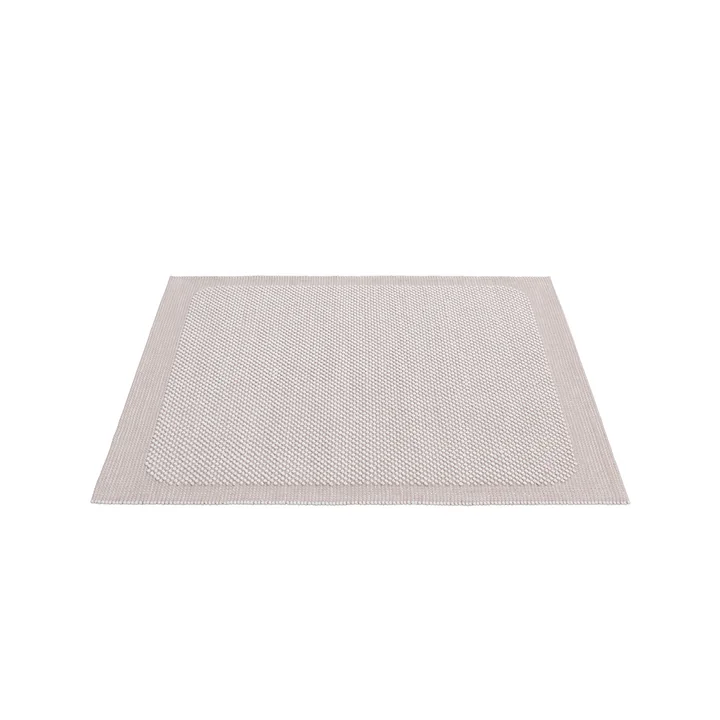 Pebble Rug from Muuto - 170 x 240 cm in pale rose