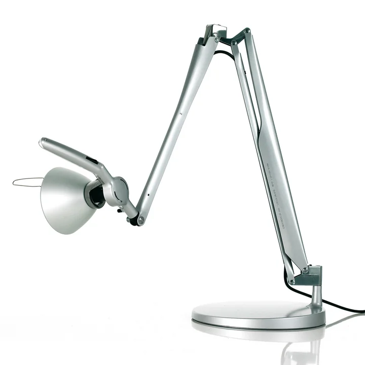 Fortebraccio D33N.100 desk lamp from Luceplan in metal
