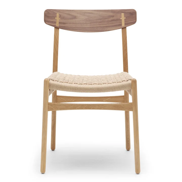 CH23 Chair from Carl Hansen in oiled oak / oiled walnut / natural wickerwork