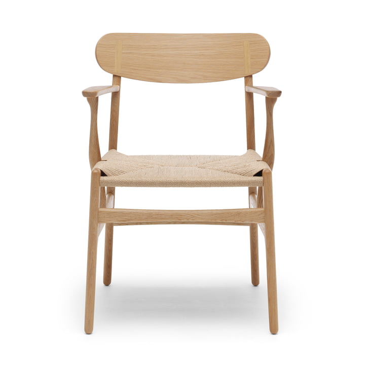 CH26 Armchair from Carl Hansen in oiled oak / nature