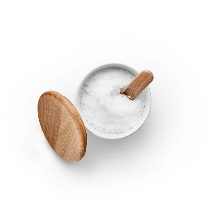 Legio Nova salt box with lid & Spoon of Eva Trio in oak / white