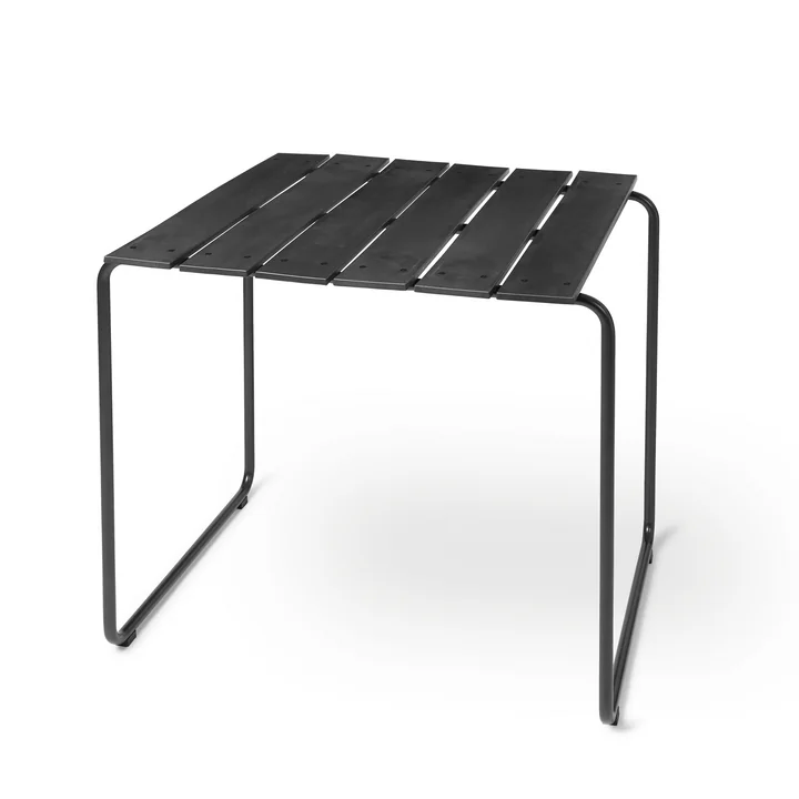Ocean Table 70 x 70 cm from Mater in black