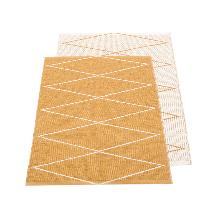 Max reversible carpet, 70 x 100 cm in ochre / vanilla by Pappelina 