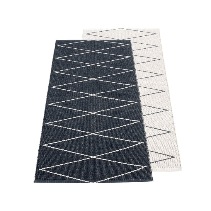 Max reversible carpet, 70 x 160 cm in black / vanilla by Pappelina