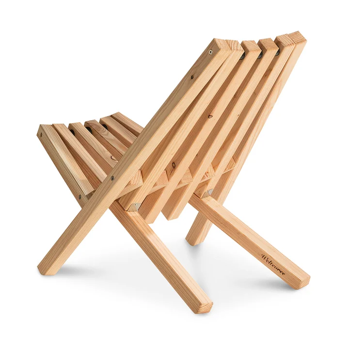 Fieldchair from Weltevree in the rear view.