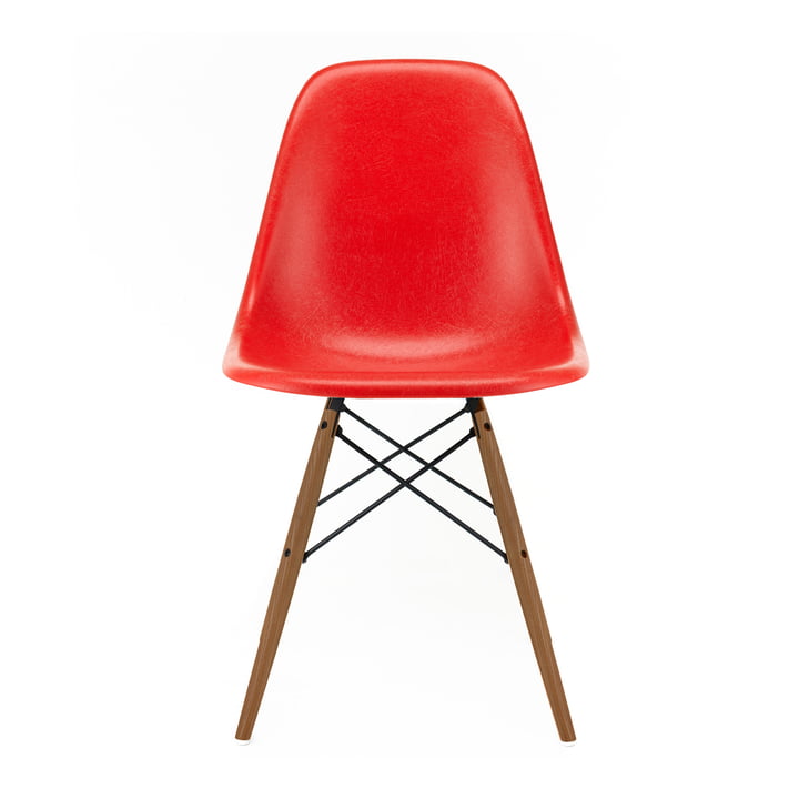 Eames Fiberglass Side Chair DSW by Vitra in ash honey / Eames classic red