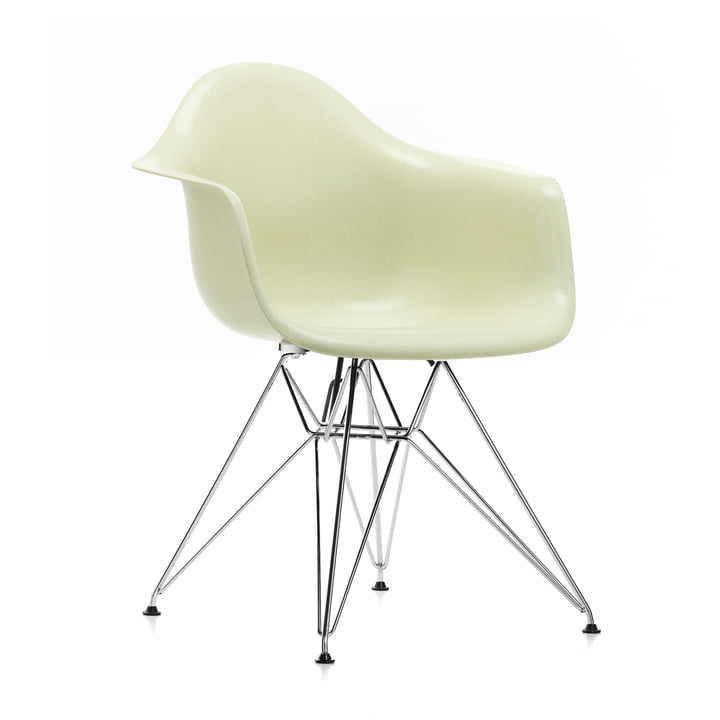 Eames Fiberglass Armchair DAR by Vitra in chrome / Eames parchment