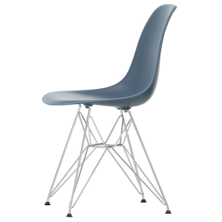 Eames Plastic Side Chair DSR by Vitra in chromed / sea blue
