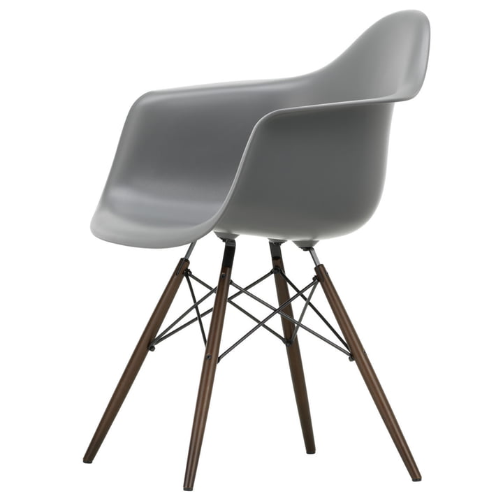 Eames Plastic Armchair DAW by Vitra in Maple dark / granite grey