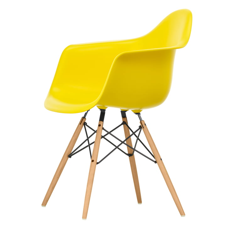 Eames Plastic Armchair DAW by Vitra in ash honey coloured / sunlight