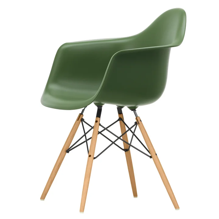 Eames Plastic Armchair DAW from Vitra in honey-colored ash / forest