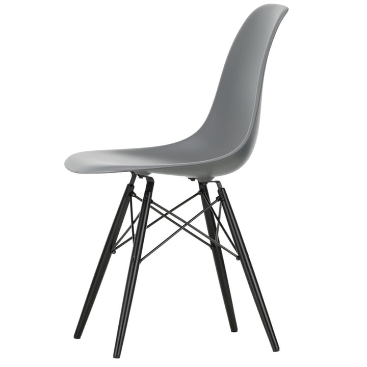 Eames Plastic Side Chair DSW by Vitra in maple black / granite grey