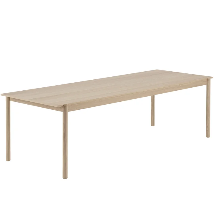 Linear Wood dining table 260 x 90 cm in oak by Muuto 