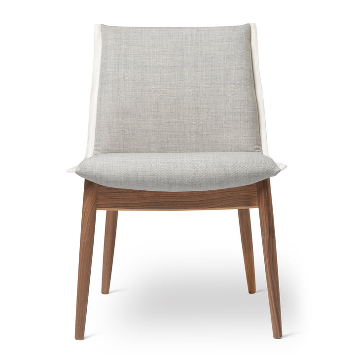 E004 Chair by Carl Hansen oiled in walnut / Kvadrat Clara 2 144